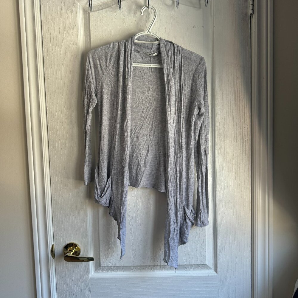 loose fit cardigan